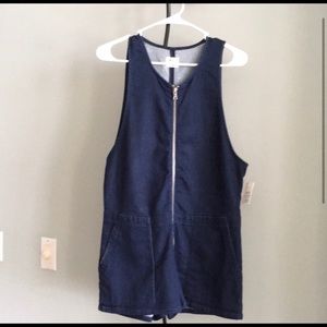 NWT GAP
DENIM ZIP KNIT ROMPER